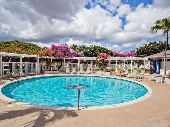 ewa by gentry pool
