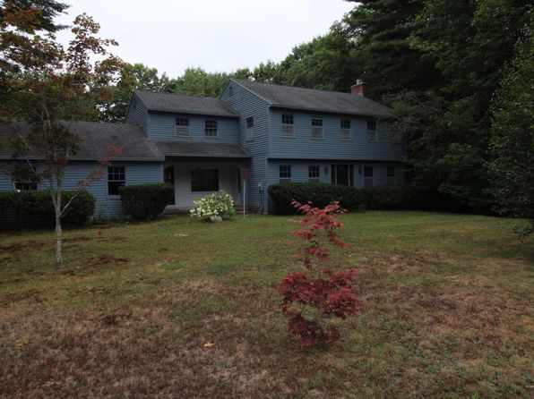 1 Whippoorwill Cir Kennebunk Me 04043 Zillow