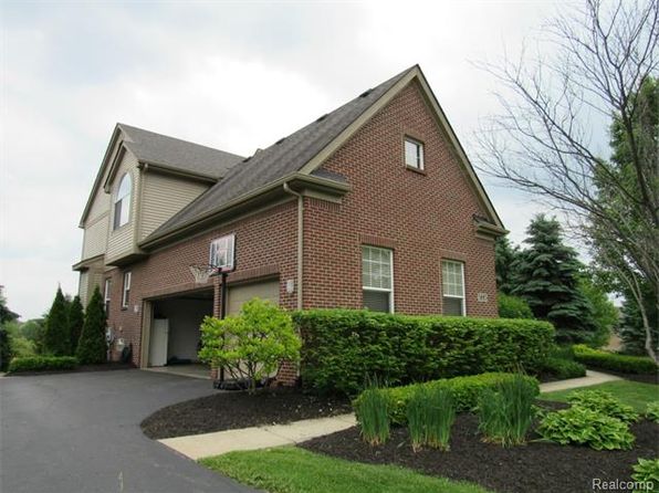 commerce township apartments