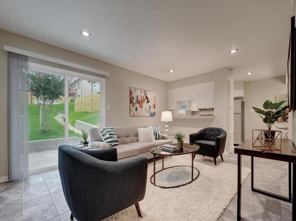 Garrison Park Austin Studio Apartments For Rent Zillow Apartment For Rent