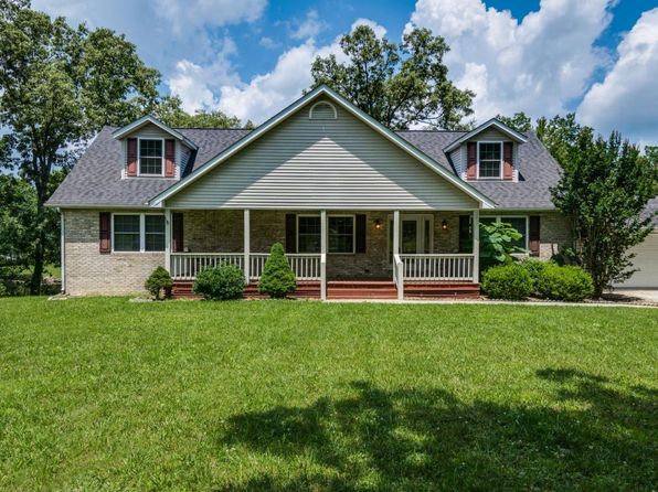 homes for sale in crossville tn 38572