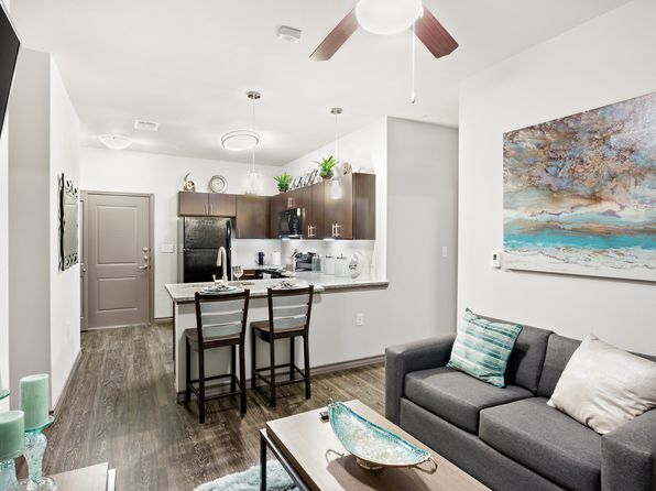 Apartments For Rent In College Station Tx Zillow Cherry Street Apartments At Northgate