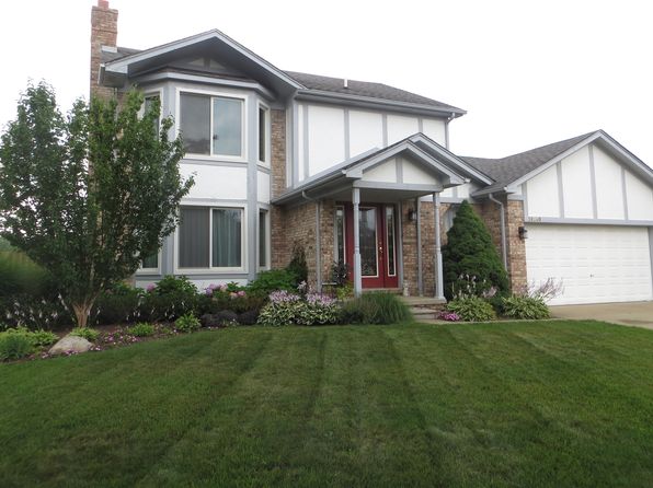Custom Landscaping Sterling Heights Real Estate Custom Landscaping Sterling Heights Real Estate Mi Homes For Zillow