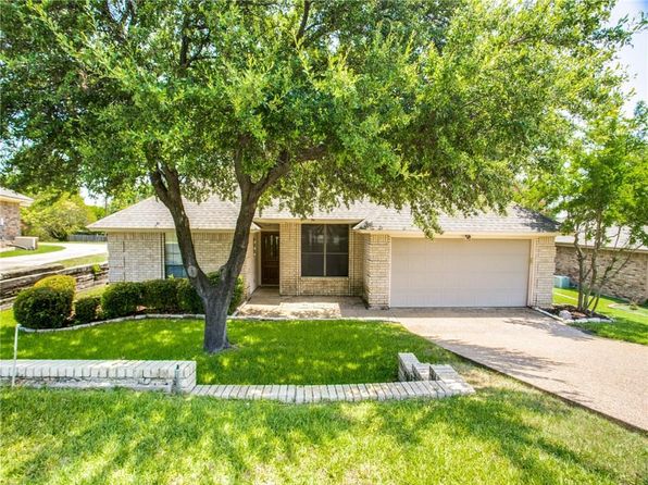 Benbrook TX Single Family Homes For Sale - 113 Homes | Zillow