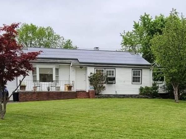 11 Chapel Hill Dr Brentwood Ny 11717 Zillow