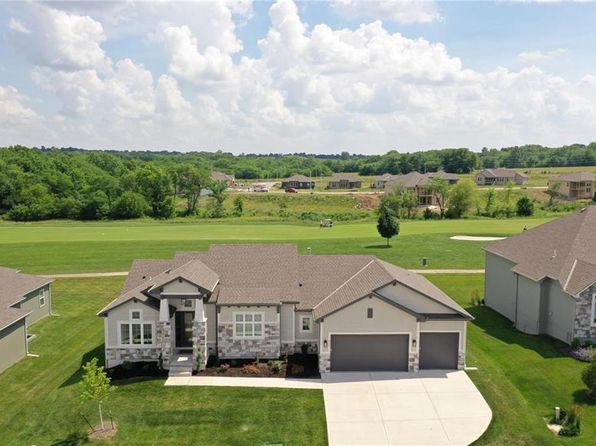 Raymore MO Single Family Homes For Sale - 81 Homes | Zillow