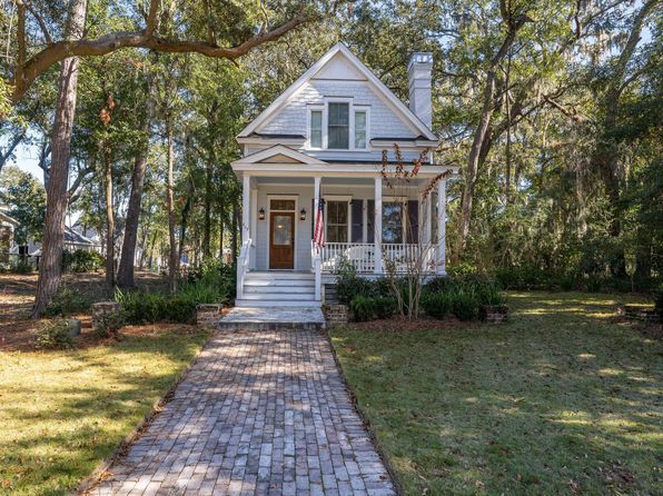 607 Huguenin Dr Beaufort Sc 29902 Zillow
