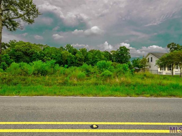 homes for sale in plantation estates denham springs