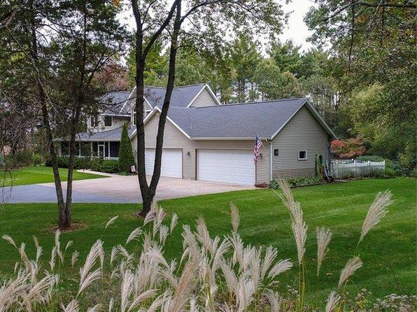 Large Garage Janesville Real Estate Janesville Wi Homes For