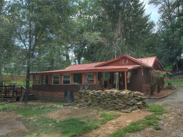 Rustic Cabin Waynesville Real Estate 3 Homes For Sale Zillow