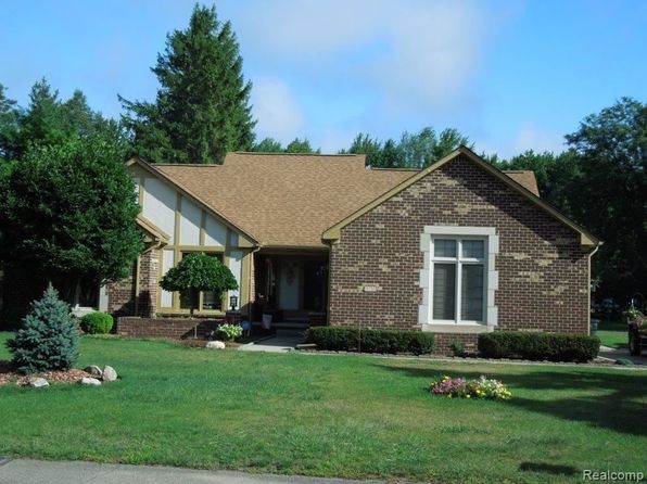 48817 keystone court, shelby charter township, mi