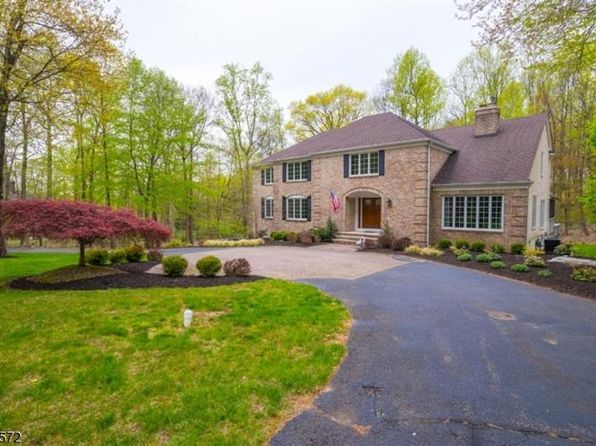 14 Rock Spring Rd Chester Nj 07930 Zillow