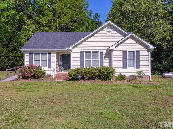 17 Sanders Rd, Benson, NC 27504 | Zillow