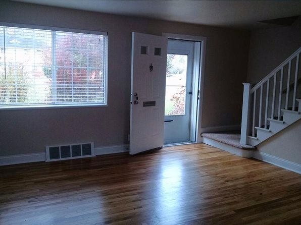 3 Bedroom Apartments For Rent In Birmingham Mi Zillow