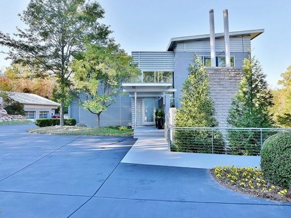 luxury homes in atlanta ga zillow