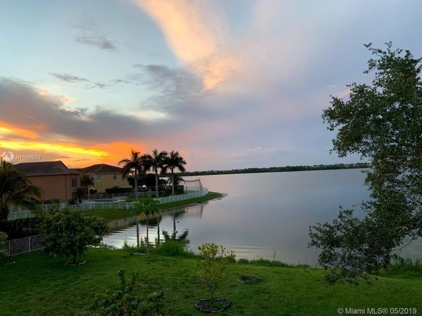 homes for sale in miromar lakes fl
