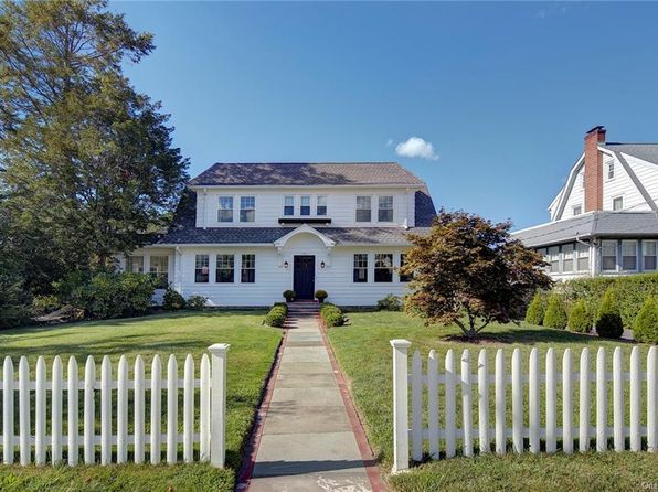 445 Westchester Ave Port Chester Ny 10573 Zillow