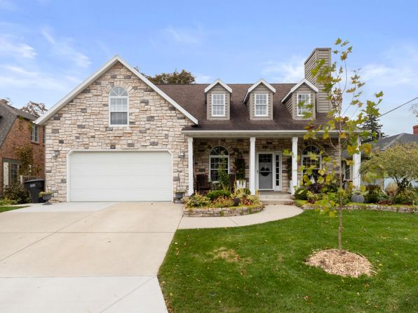 Waterfront Lake Geneva Wi Waterfront Homes For Sale 15 Homes