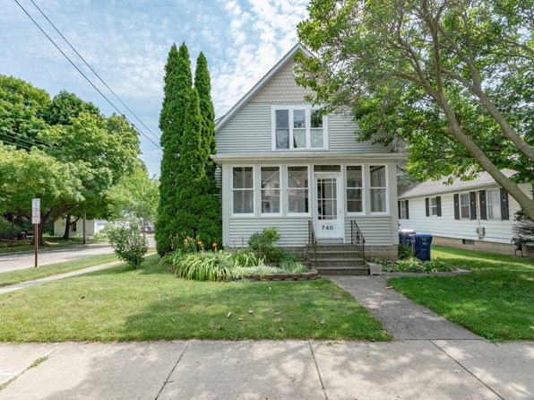 740 N 7th St Dekalb Il 60115 Mls 11033962 Zillow