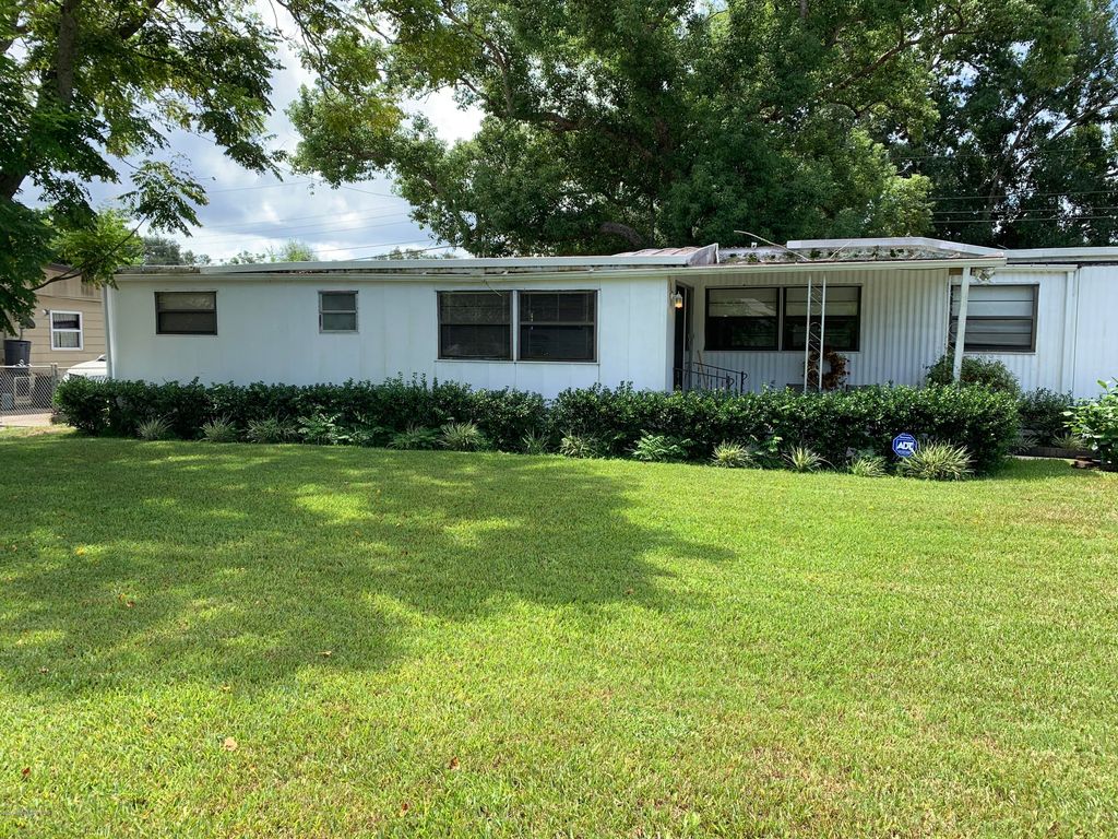 433 Seahorse Ln