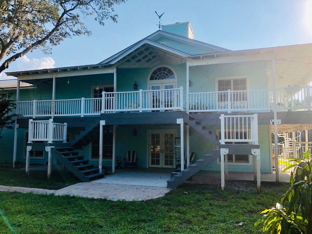 3327 SW Bessey Creek Trl