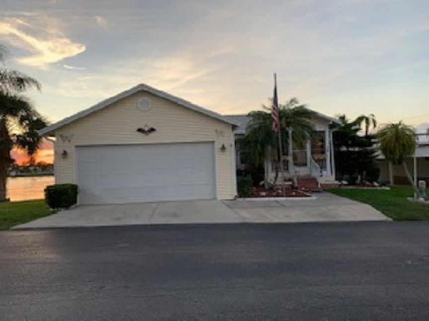 778 Lacosta Ln