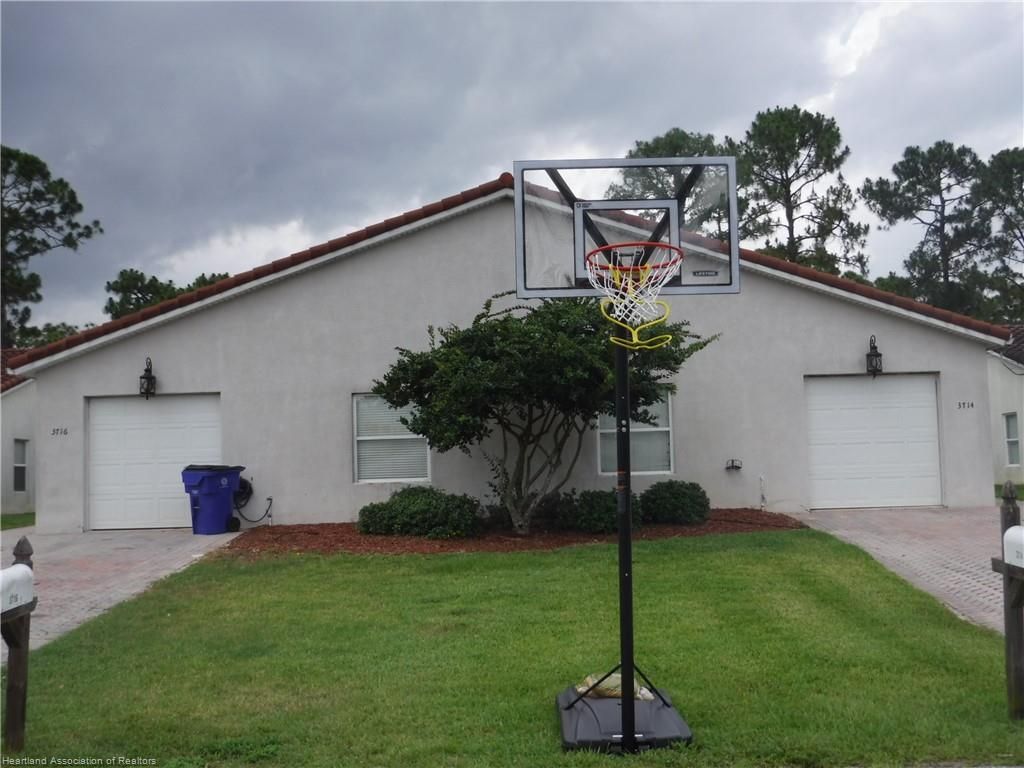 3716 Peugeot St