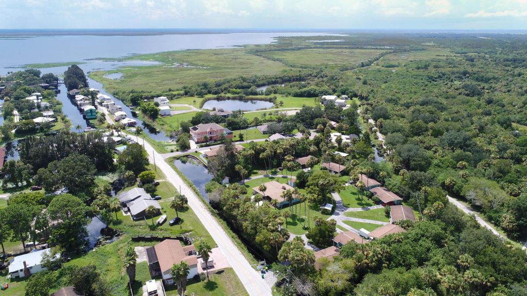 651 Bird Island Dr
