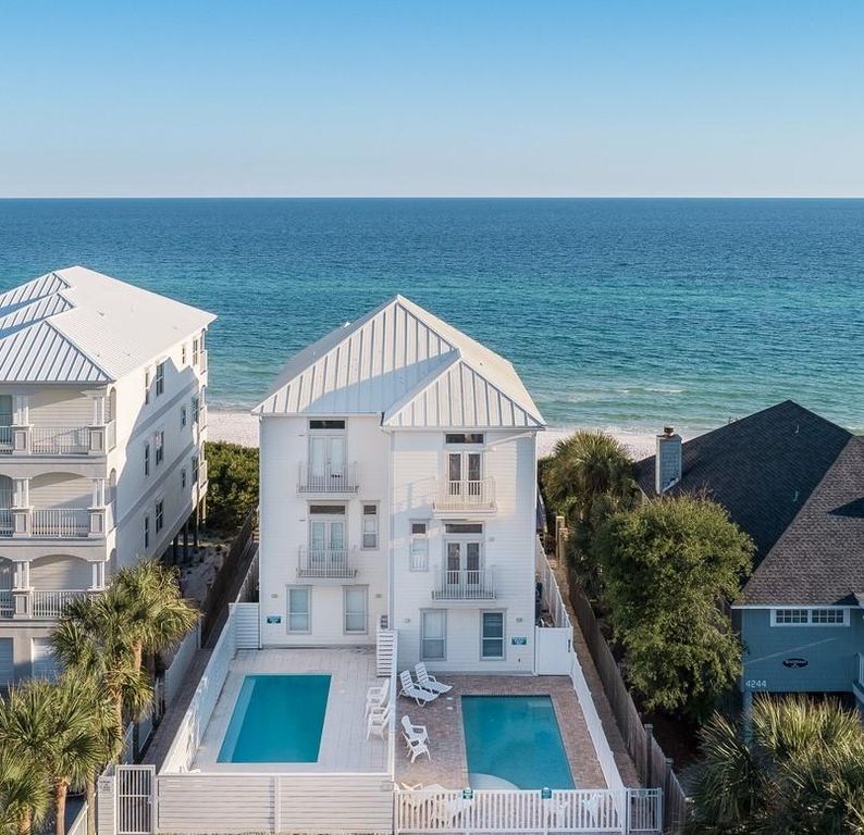 4256 E County Highway 30a UNIT C