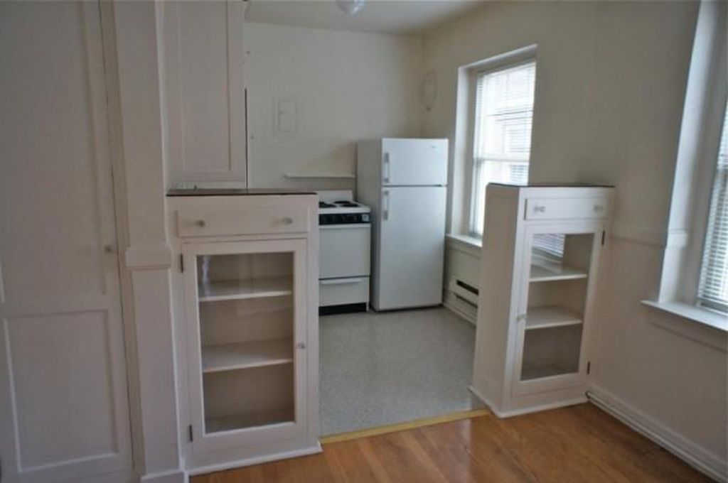 Roberta Carol Apartment Rentals Seattle Wa Zillow