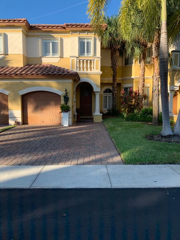 4020 Murano Bay Dr