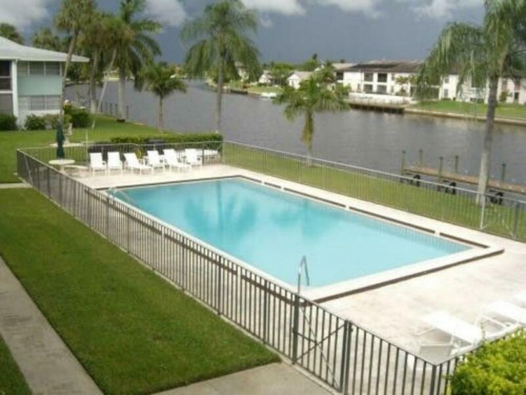 4427 Country Club Blvd APT H11