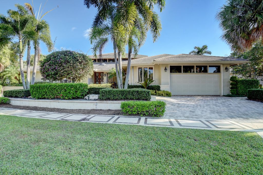 19624 Oakbrook Cir