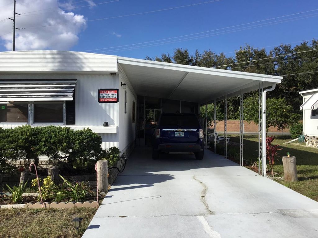 9 Temple Cir