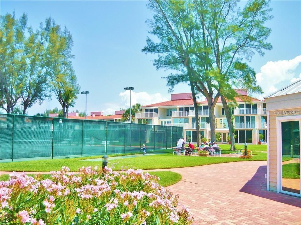 5055 Gulf Of Mexico Dr #515