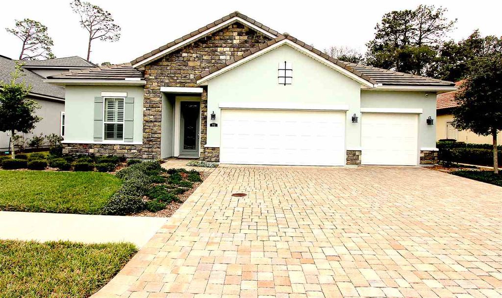 92 Pescado Dr