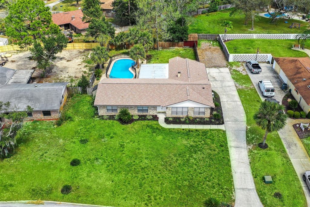 198 Foxridge Rd