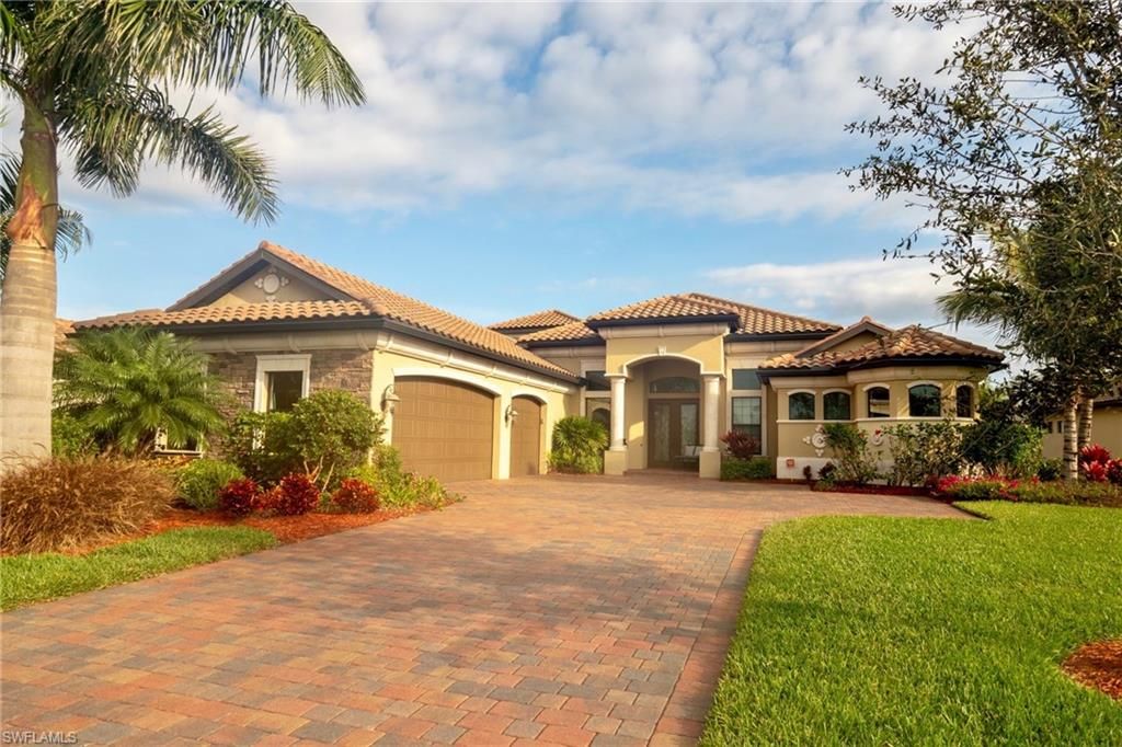 9864 Corso Bello Dr