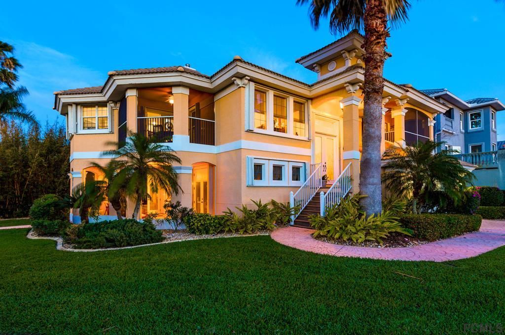 131 Coquina Key Dr