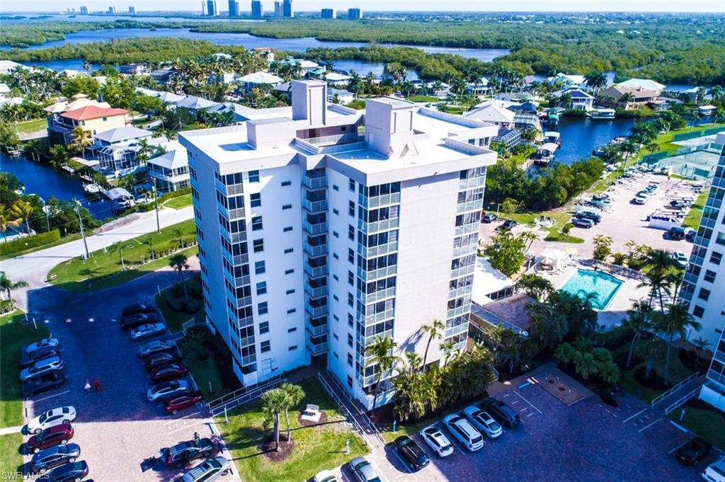 5800 Bonita Beach Rd # 204