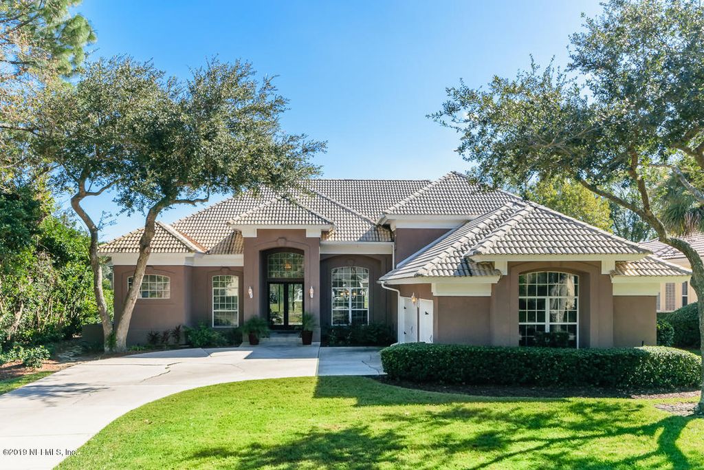 113 Indian Cove Ln