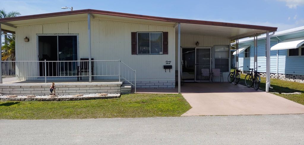 3390 Gandy Blvd N # 93