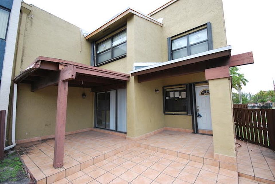 10282 NW 9th Street Cir APT 103-14