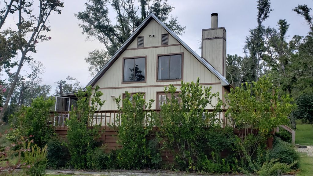 2609 Arpana Cir