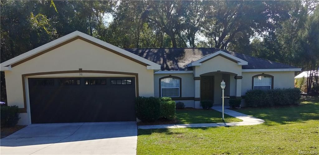 96 W Frisco Ln