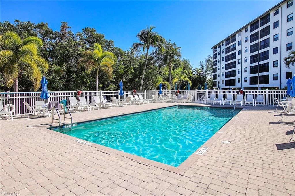 6891 Estero Blvd APT 326