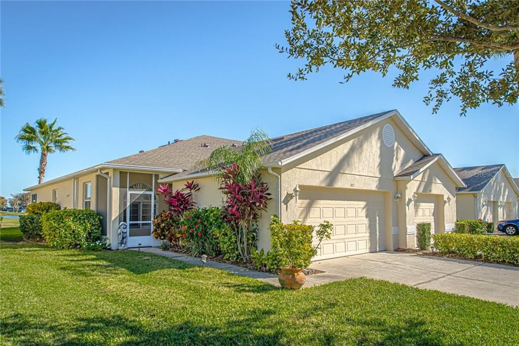 107 Club Villas Ln