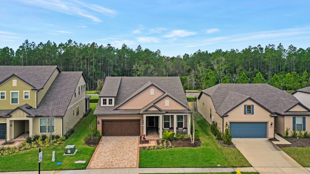653 Broomsedge Cir