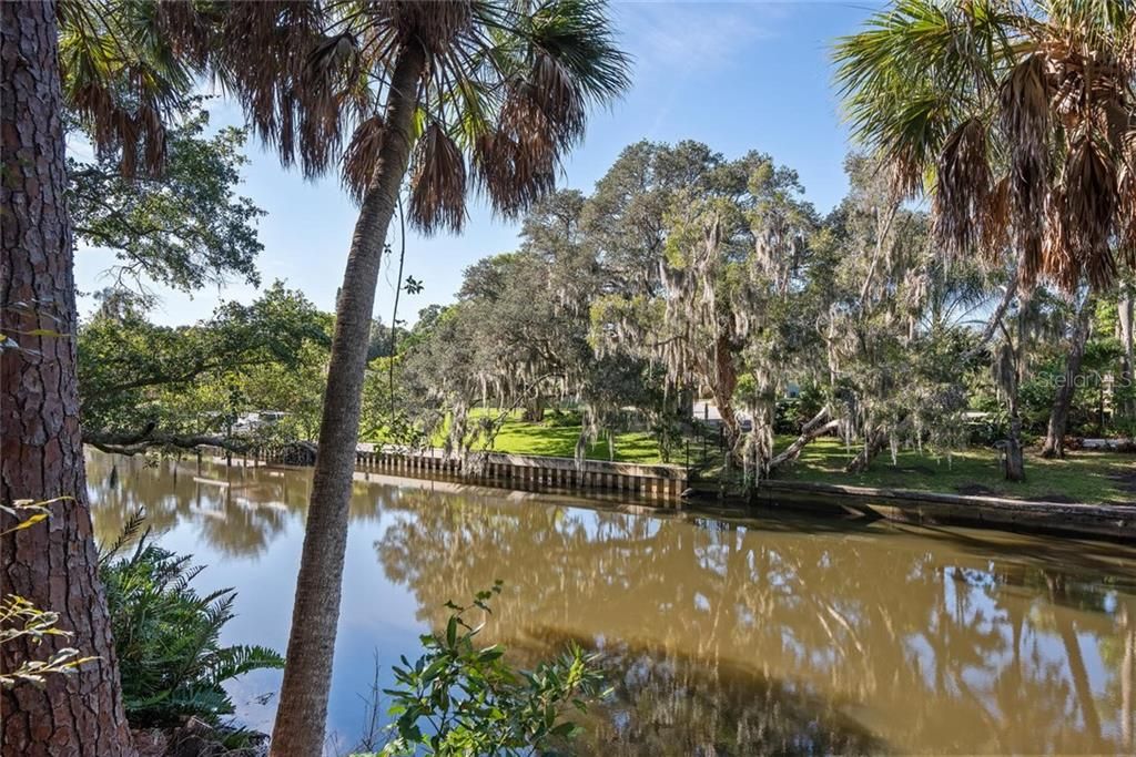 2731 Orchid Oaks Dr # 301