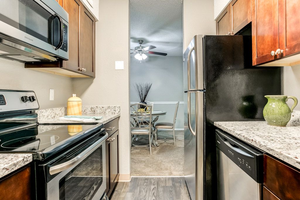 Arcadia At Overland Park Apartment Rentals Overland Park Ks